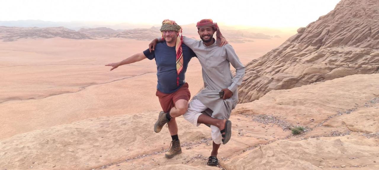 Star Guide Luxury Camp Hotell Wadi Rum Exteriör bild