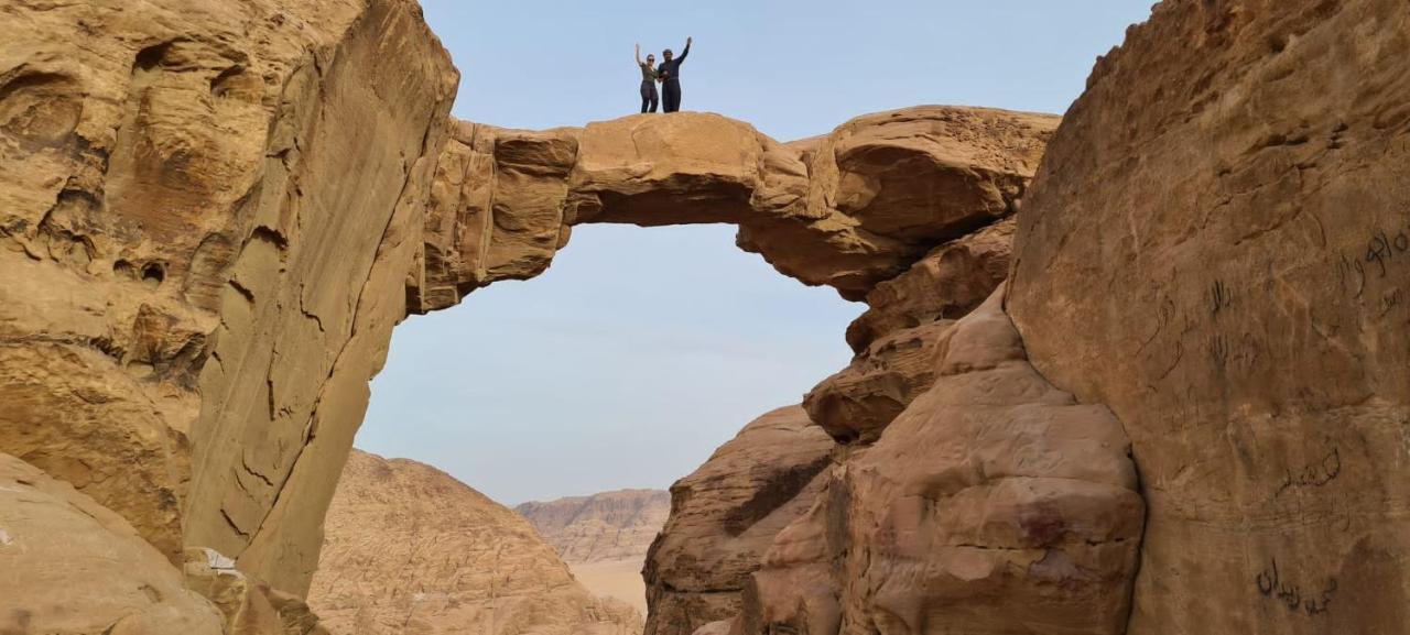 Star Guide Luxury Camp Hotell Wadi Rum Exteriör bild