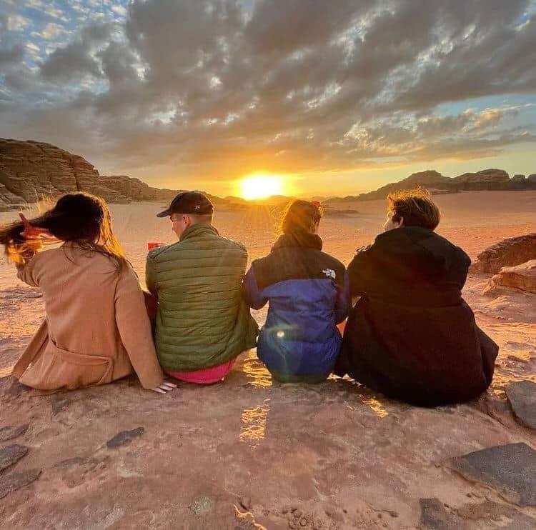 Star Guide Luxury Camp Hotell Wadi Rum Exteriör bild
